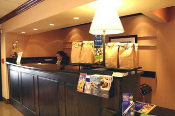 Hampton Inn Springfield Buitenkant foto