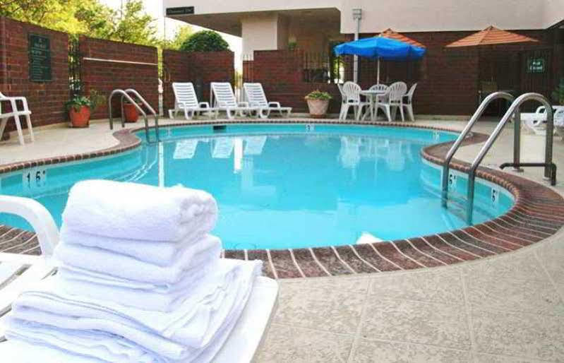 Hampton Inn Springfield Buitenkant foto